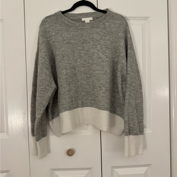 H&M Sweaters - H&M sweater